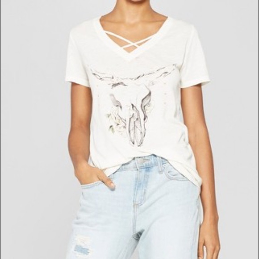 Graphic tee